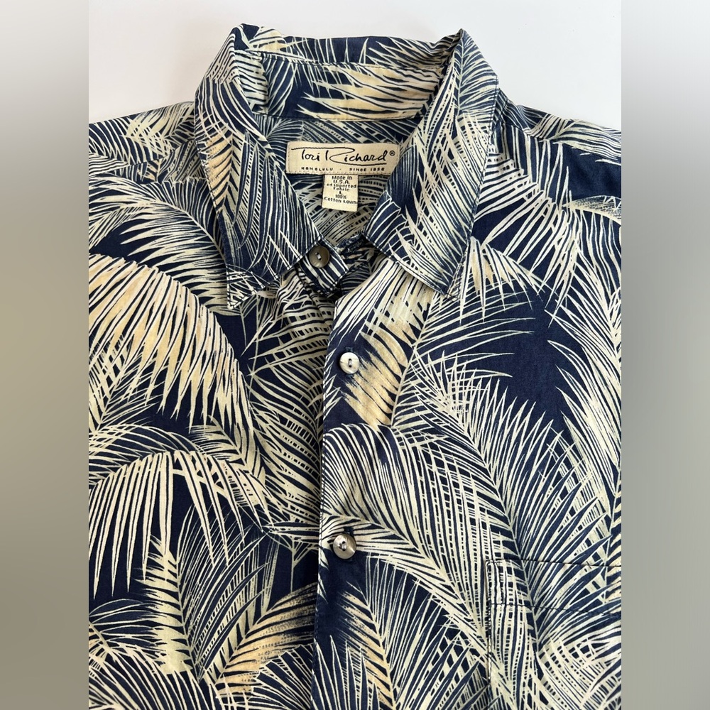 Tori Richard Vintage Hawaiian Shirt Blue Tan Palm Leaves Print Men’s Large